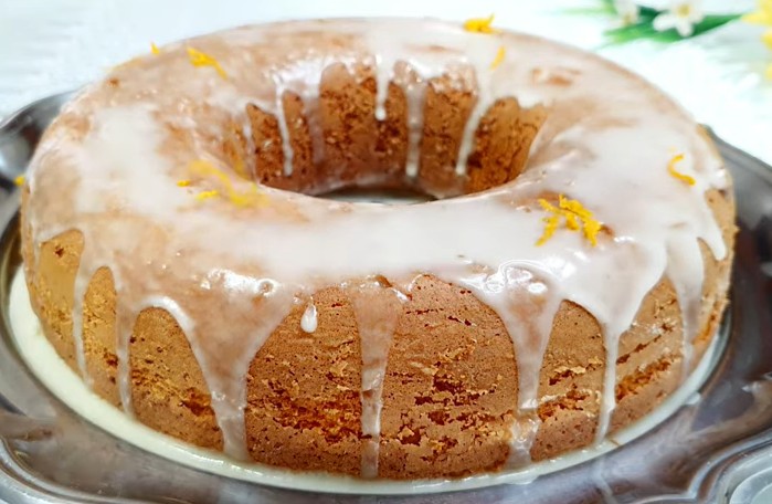 Bolo Simples de Laranja com Casca – Fofinho e Aromático